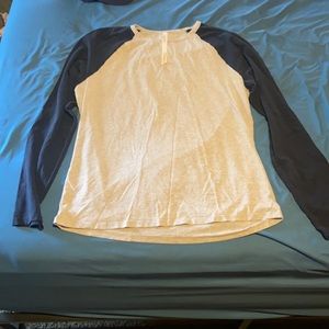 Lulu lemon long sleeve tee